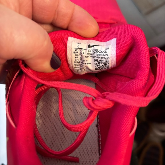 Nike Air Max Bella TR5 Women's Sz 6 Like New Pink Light Curry Mystic Hibiscus - Picture 13 of 16